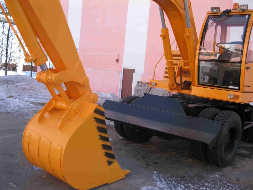 Амкодор экскаватор 3223