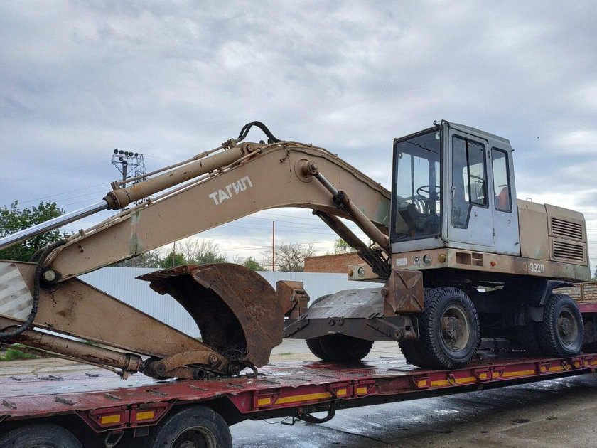Экскаватор эо-33211а
