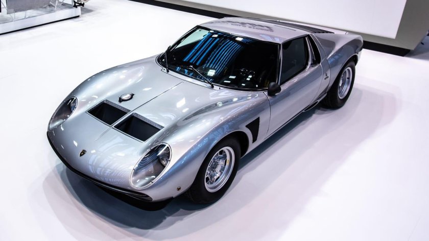 Lamborghini Miura SVJ
