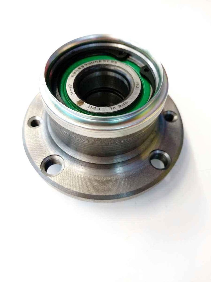 Ступица задняя в сборе 2190