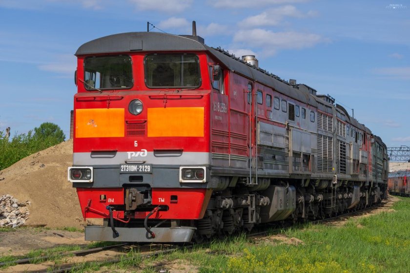 Тепловоз 2тэ10в