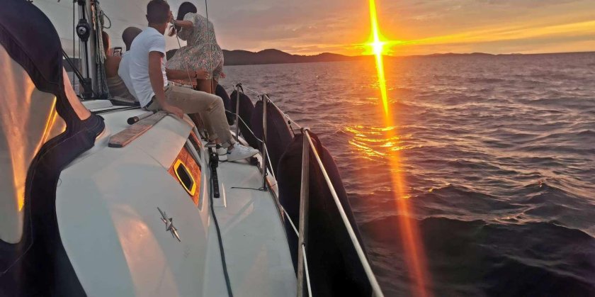 Большая яхта