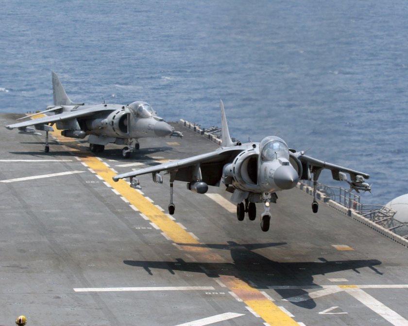 Av-8b Harrier II