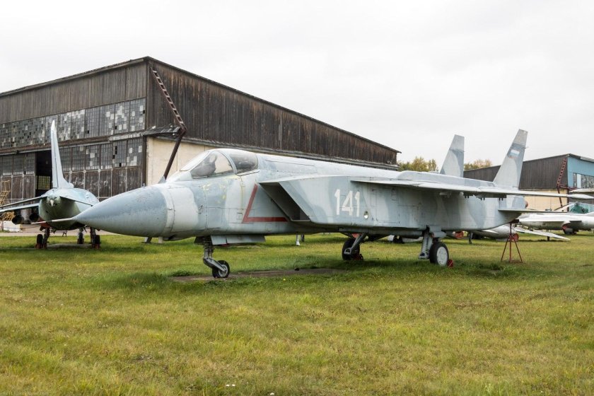 Як-141 сверхзвуковой самолёт
