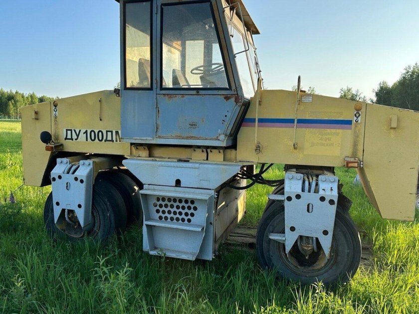 Пневмоколесный каток ду-100