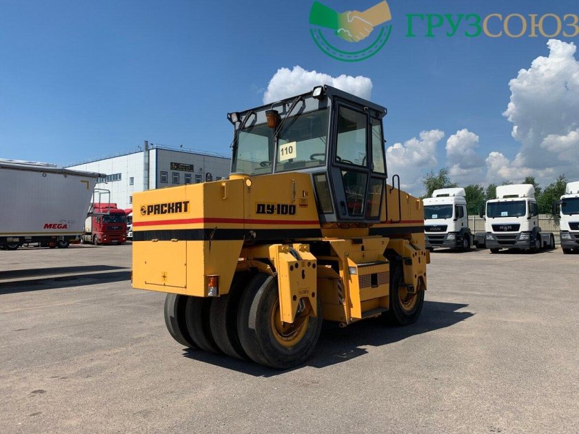 Пневмоколесный каток ду-100