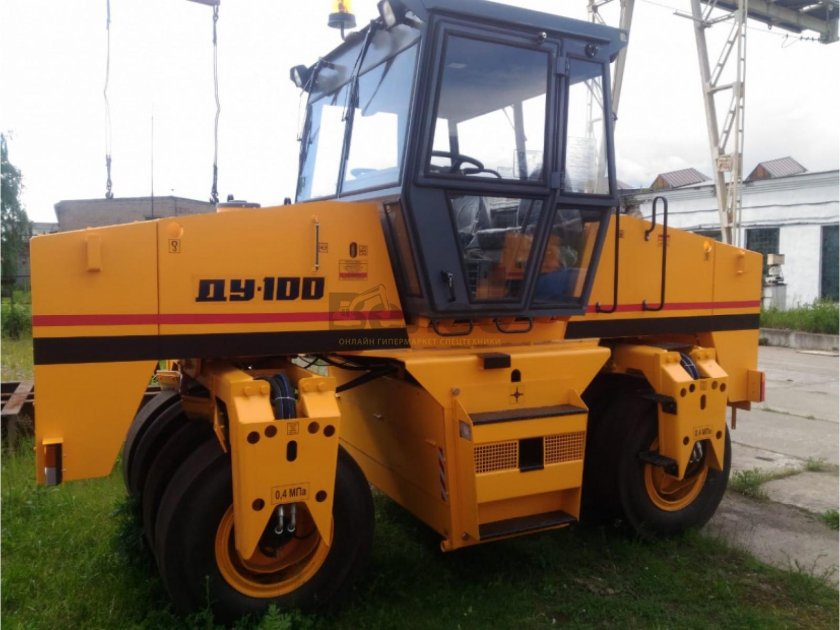 Пневмоколесный каток