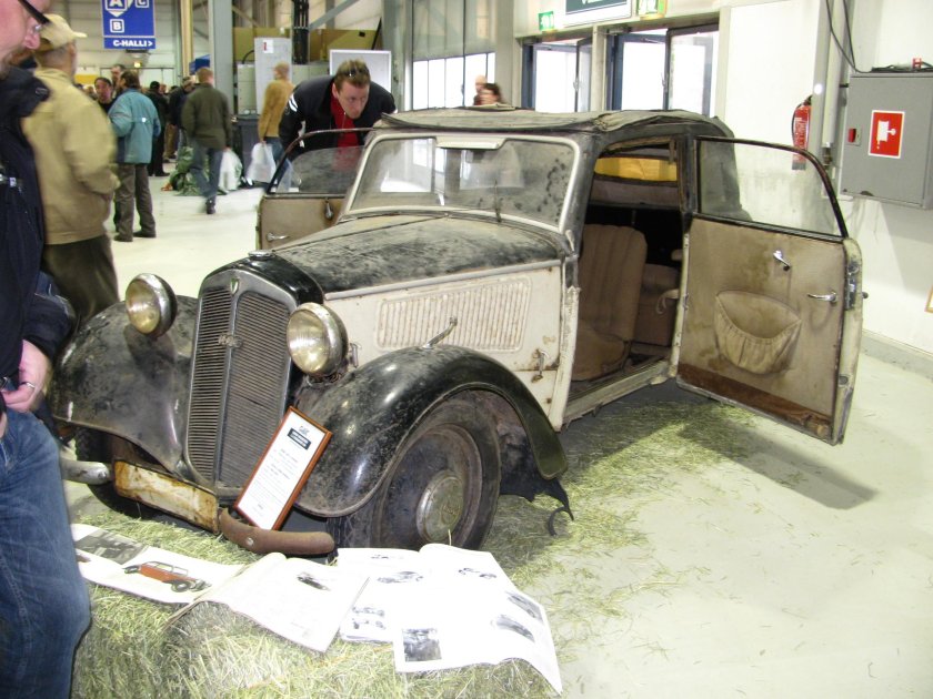 Ломаковский музей старинных автомобилей и мотоциклов Москва