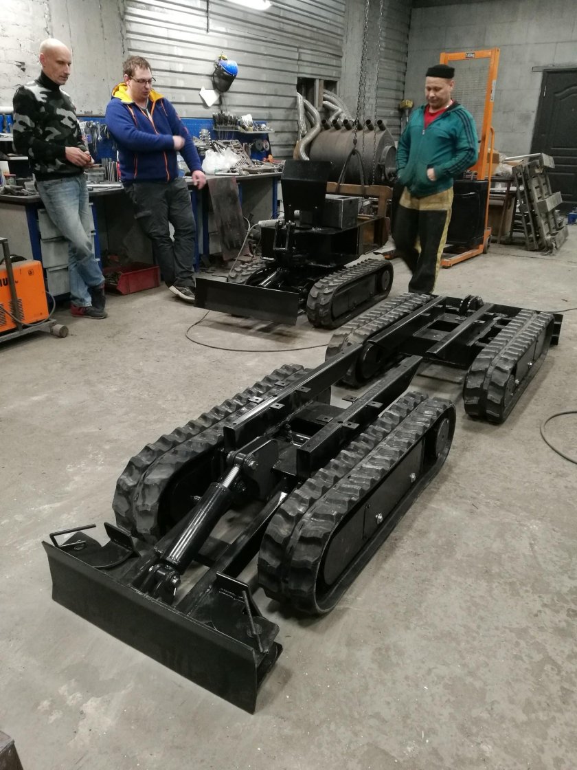 Модуль ra066. Гусеничное шасси