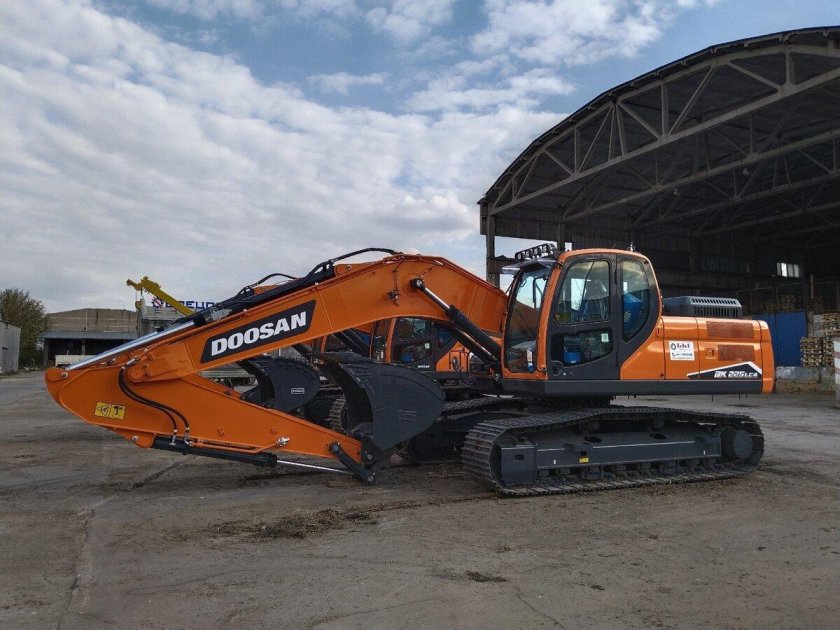 Экскаватор doosan