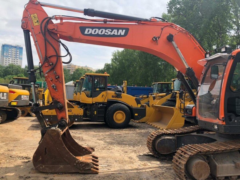 Doosan экскаватор