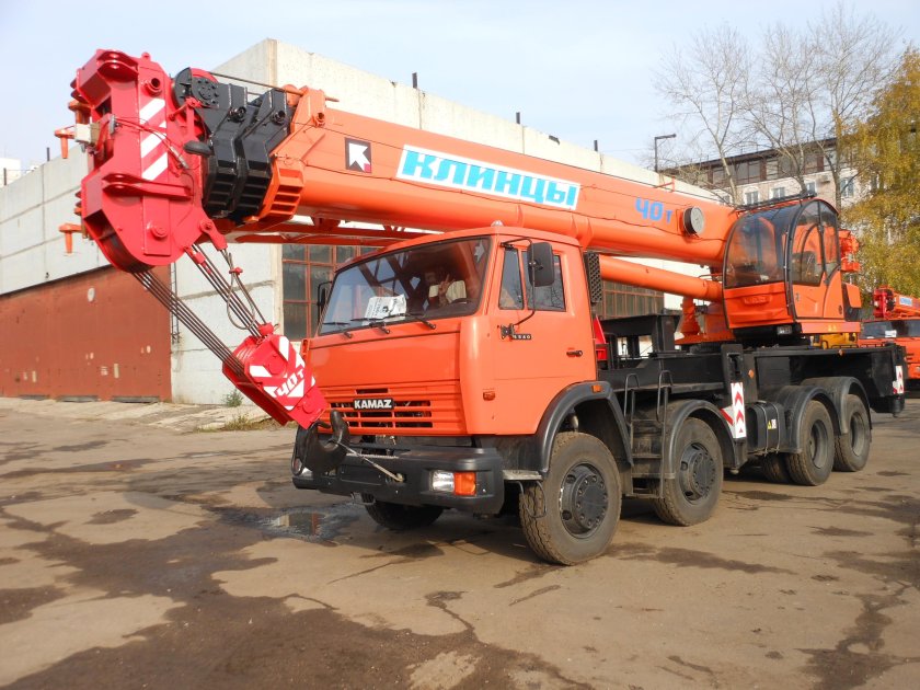 Автокран КАМАЗ 32 тонны