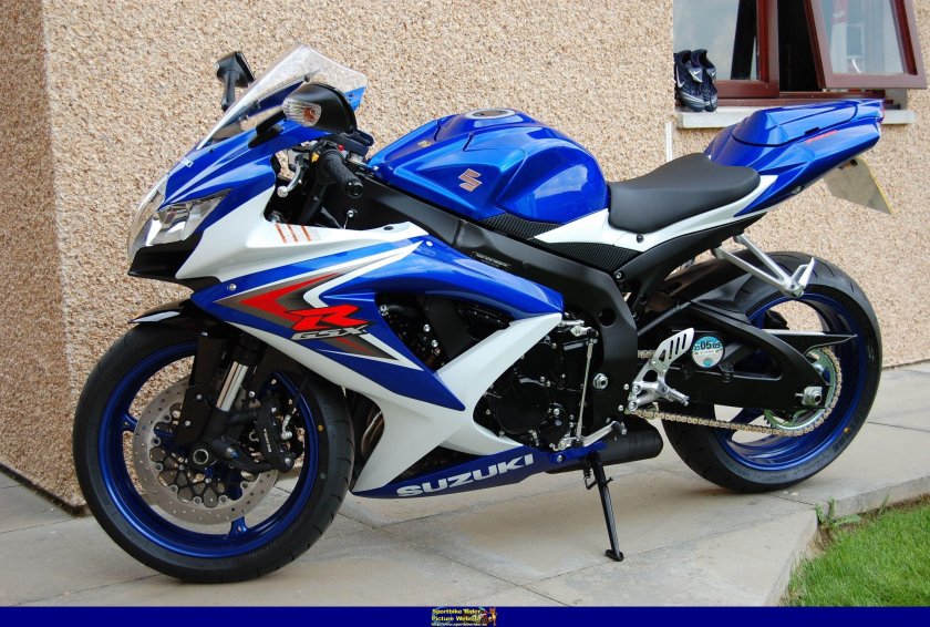 Suzuki GSXR 750