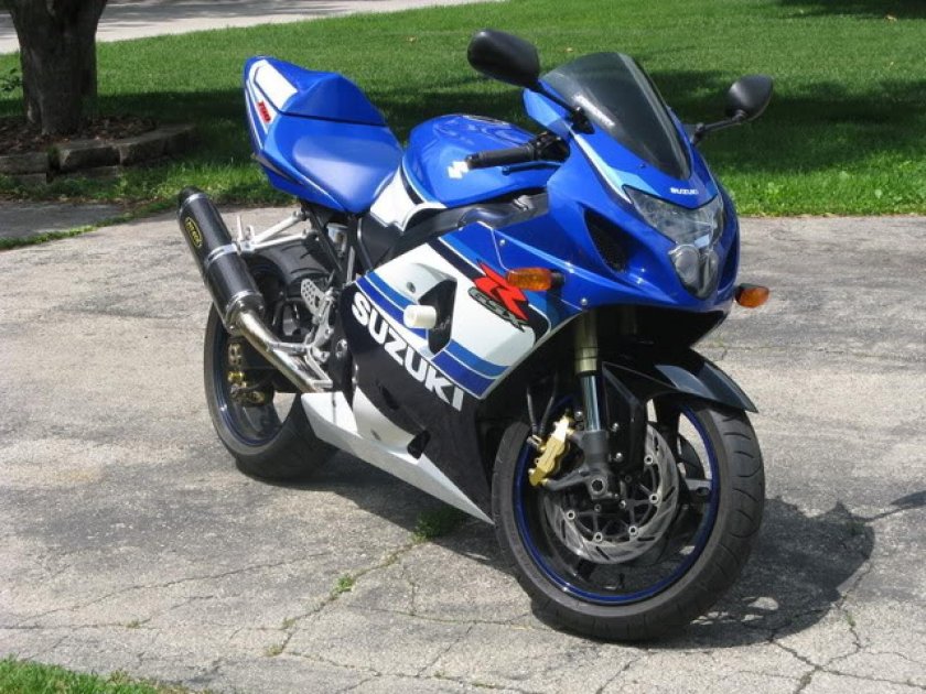 Suzuki GSXR 750 k5