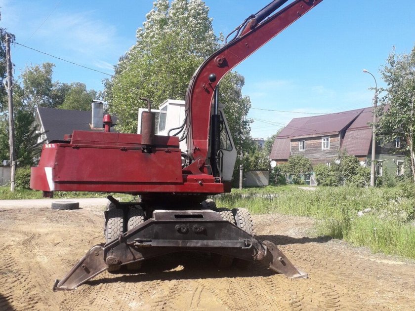 Экскаватор эо 3323