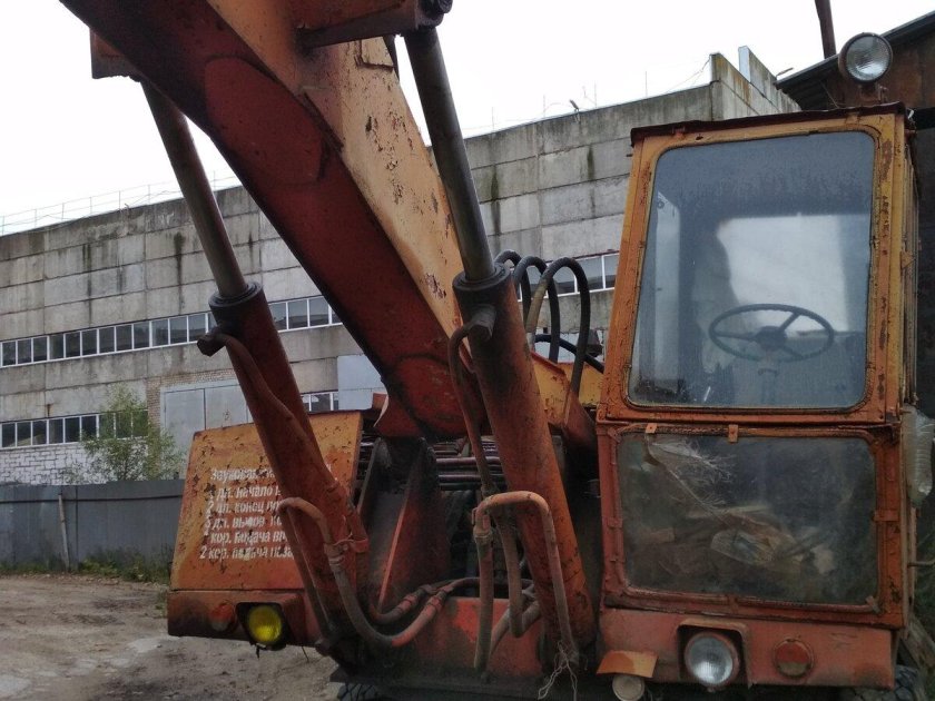 Экскаватор эо 3322