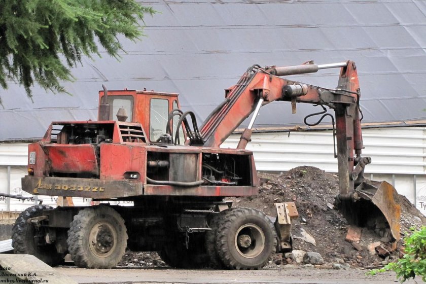 Советский экскаватор ЭО 3322