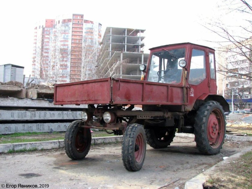 Харьковский завод тракторных самоходных шасси самоходное шасси т 16