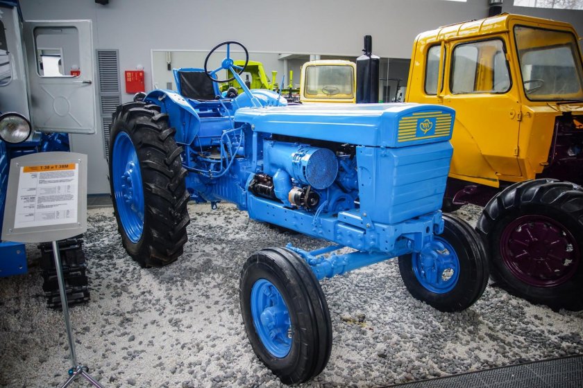 Т 28 трактор