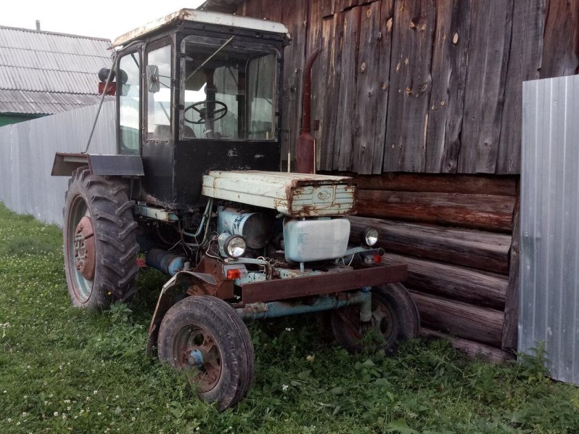 Трактор т 28