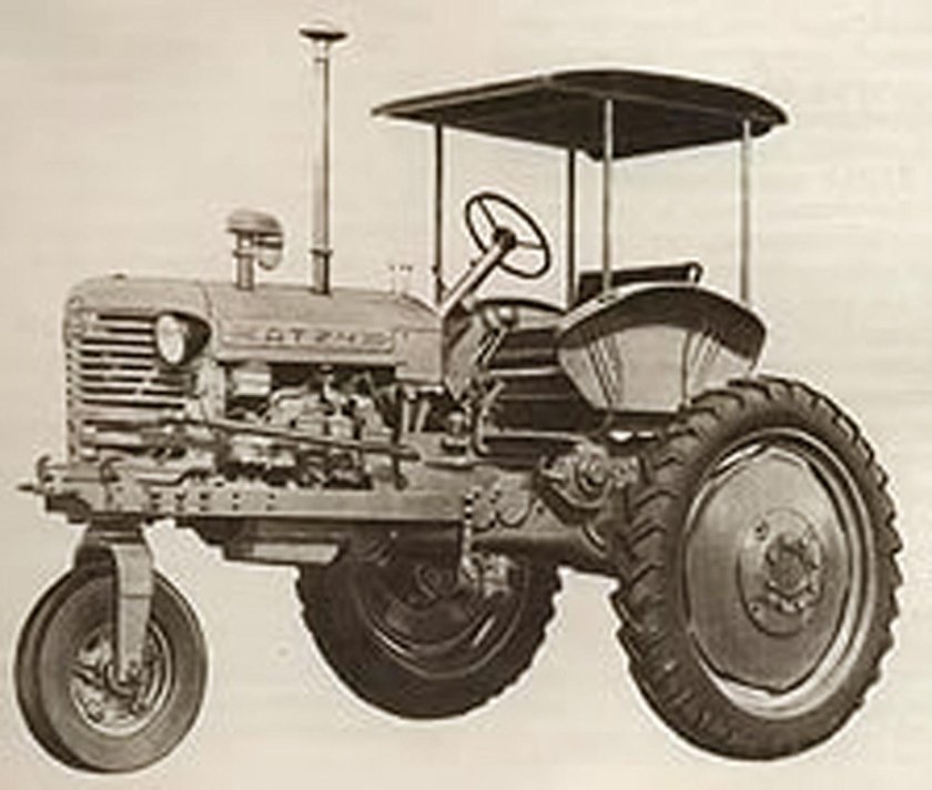Трактор ДТ-24-3