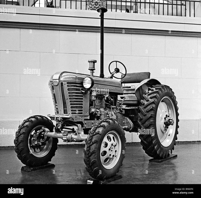 ДТ-24 трактор