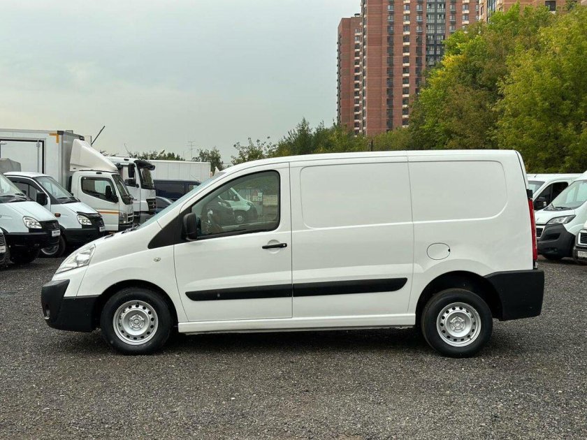 Цельнометаллические фургоны