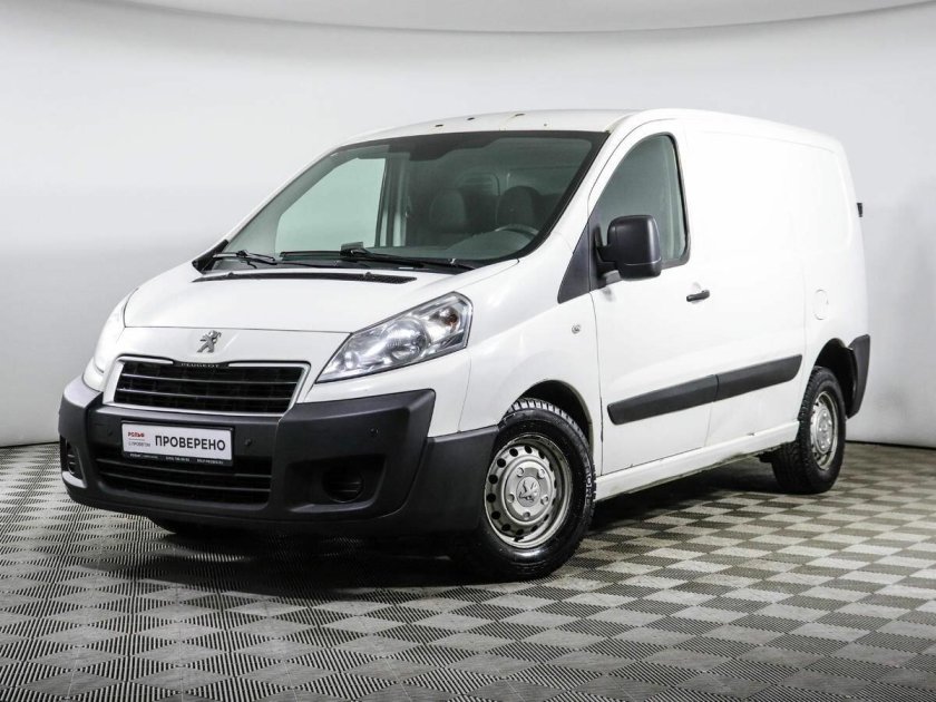 Пежо 2022 года выпуска машина