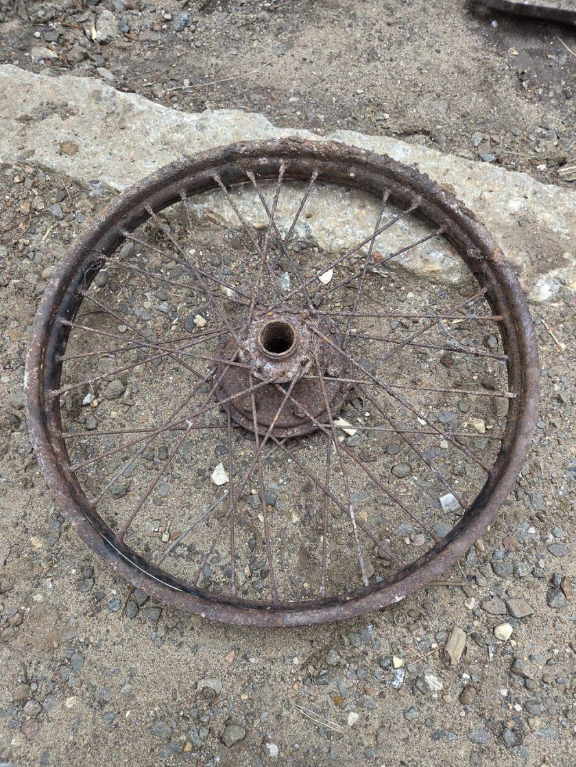 Колесо мотоцикла урал