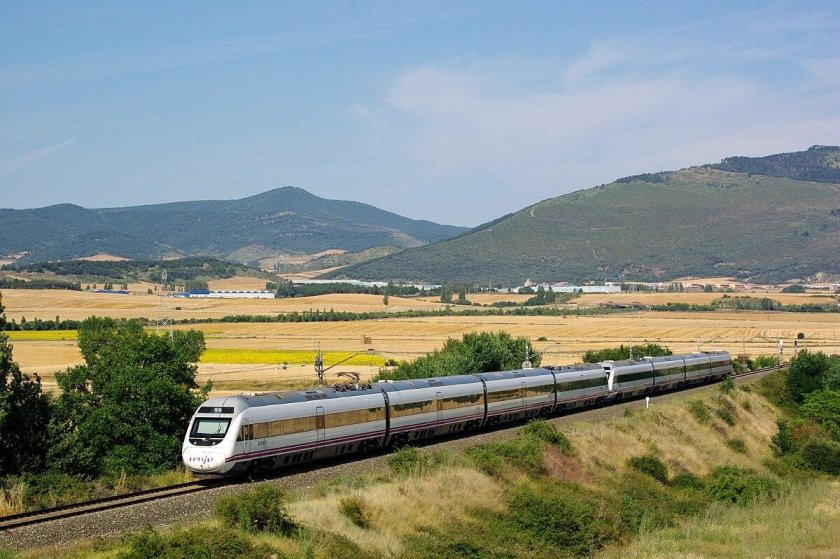 Испанские поезда Renfe