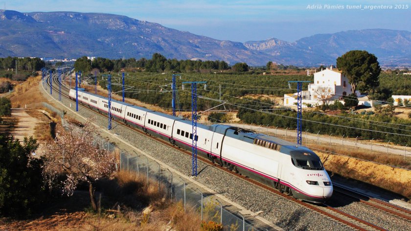 Renfe Ave s-100 железная дорога