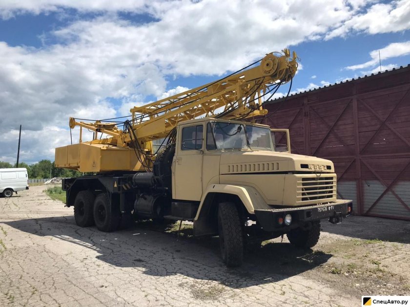 Автокраны КРАЗ 4562