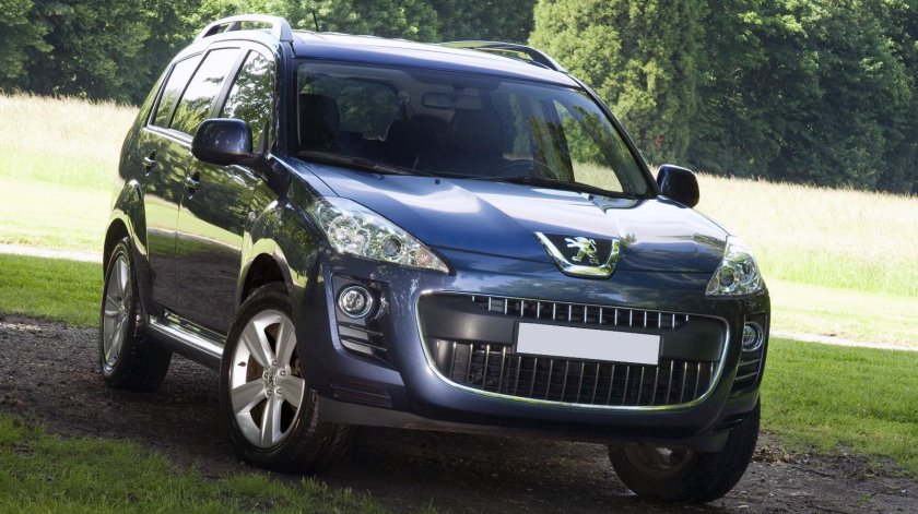Джип Peugeot 4007