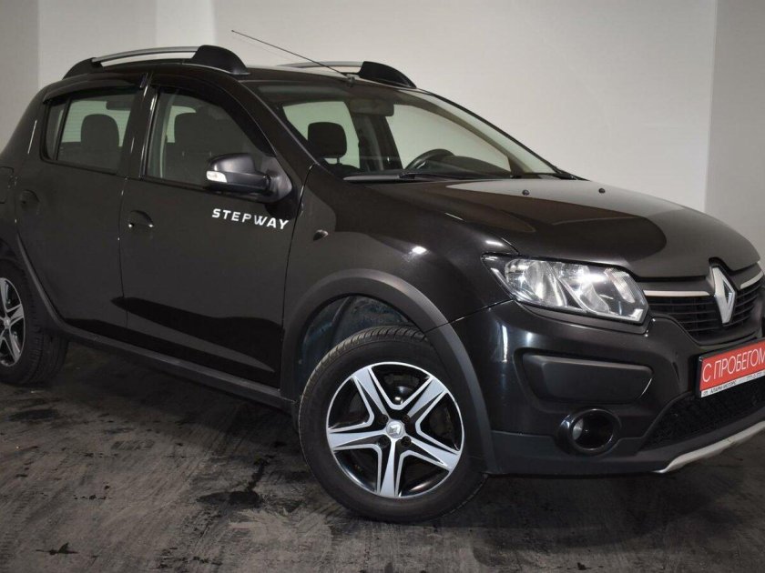 Рено Сандеро степвей черный