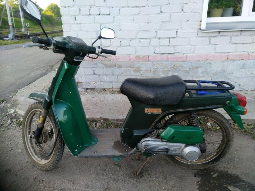 Мопед suzuki