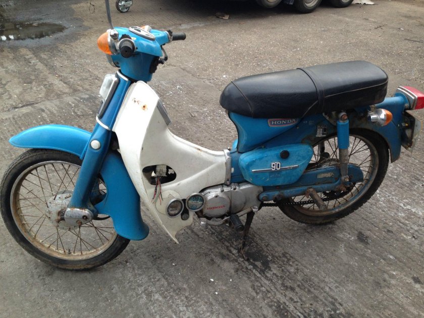 Honda c90