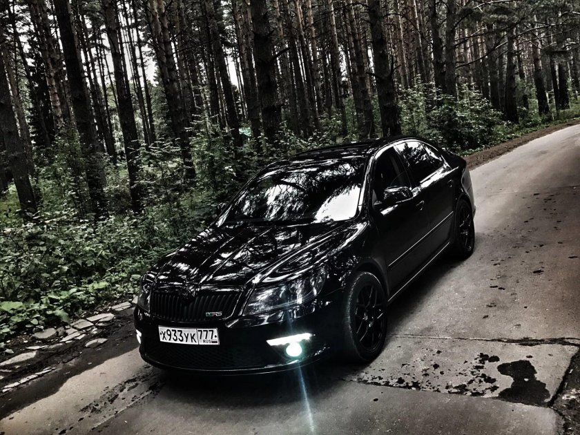 Шкода Октавия а5 РС черная