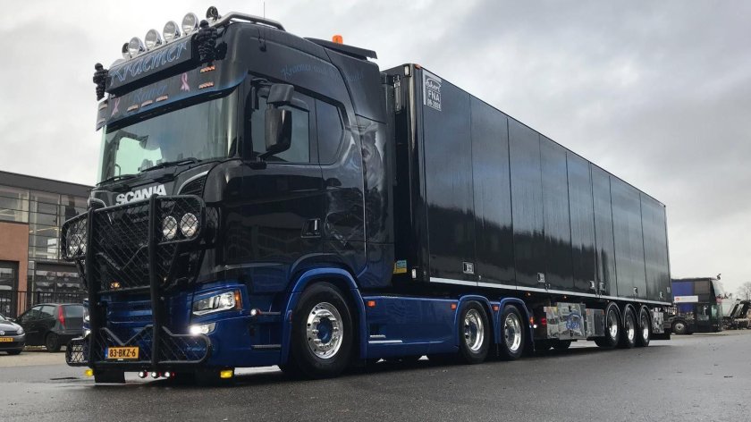 Грузовик Скания s730