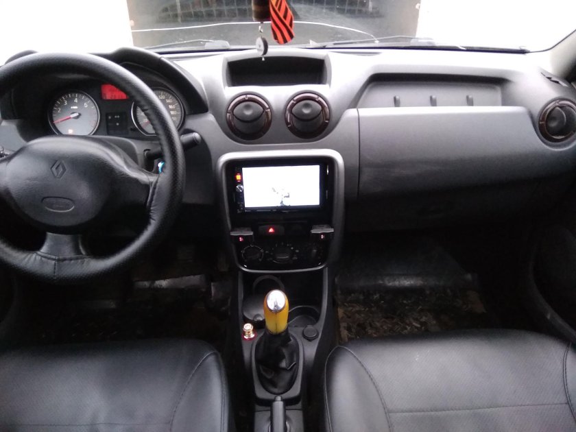 Торпеда Рено Логан 1