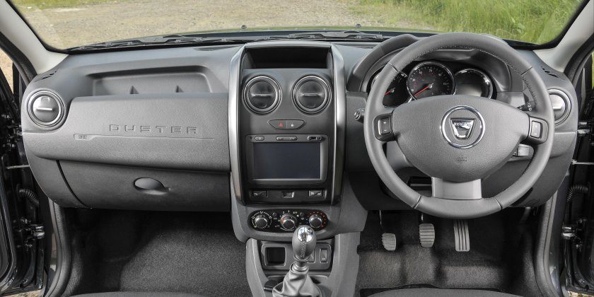 Duster 2012 салон