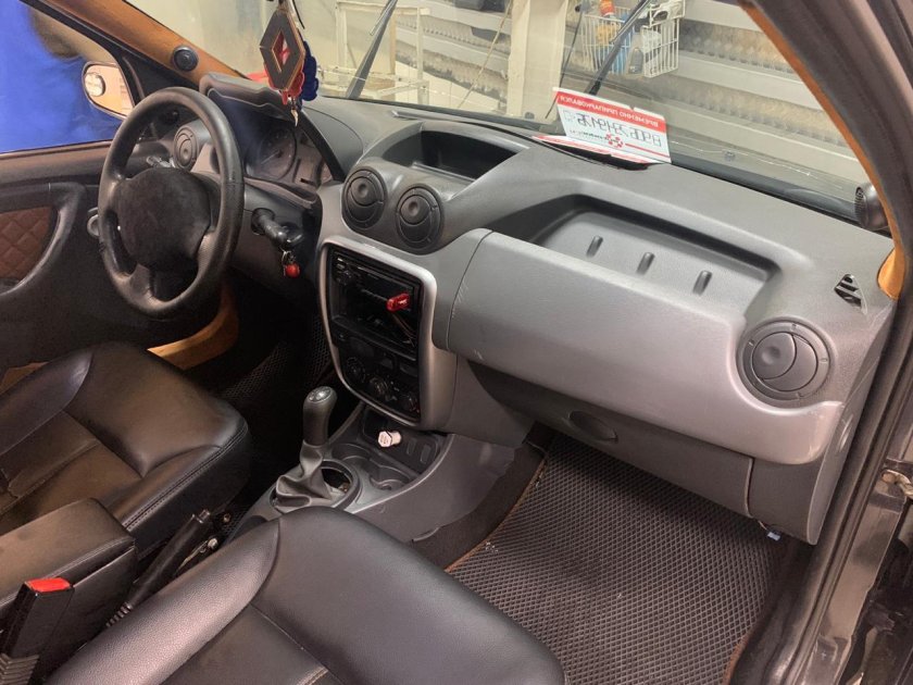 Торпедо Рено Логан 1