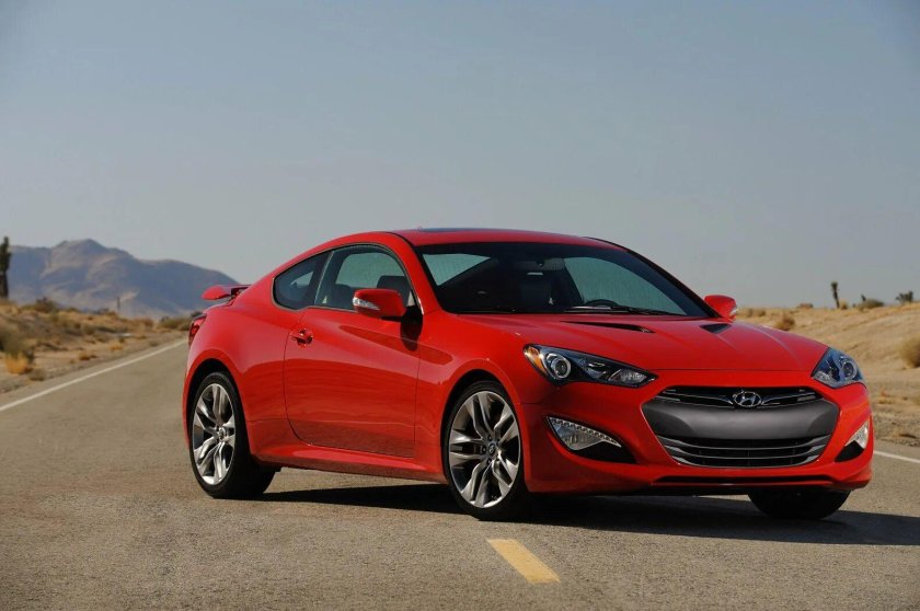 Hyundai Genesis Coupe 2