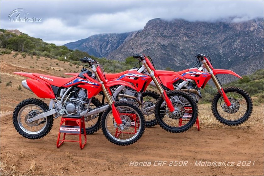 Кроссовый мотоцикл honda