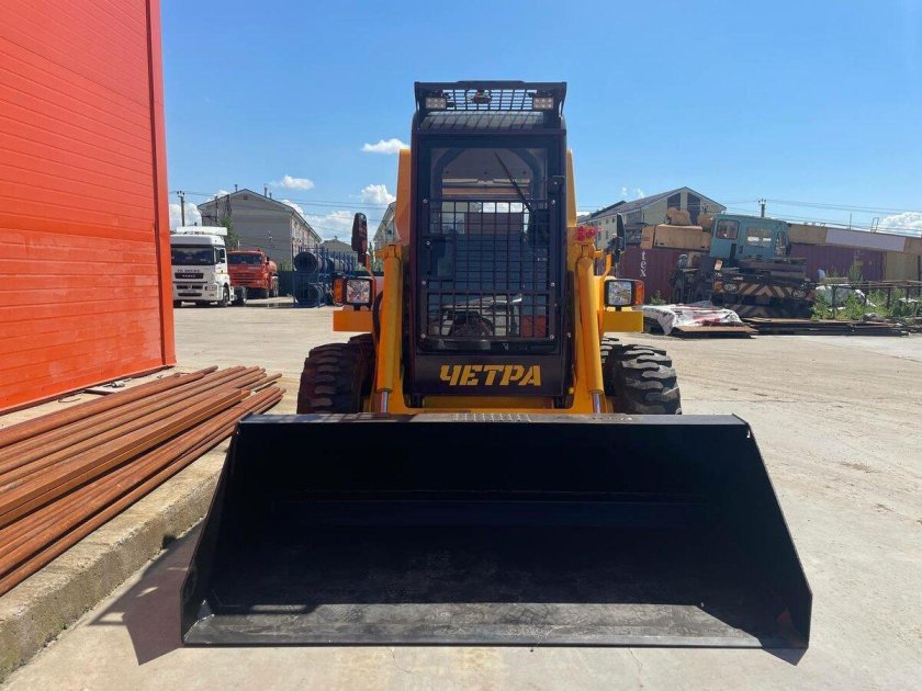 Мини погрузчик четра мксм 1000а