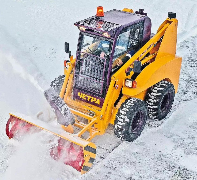 Мини-погрузчик ЧЕТРА МКСМ 1200м