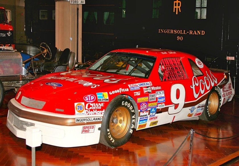 Ford Thunderbird NASCAR 1987