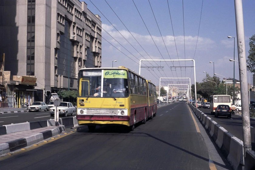 Автобус Ikarus 293