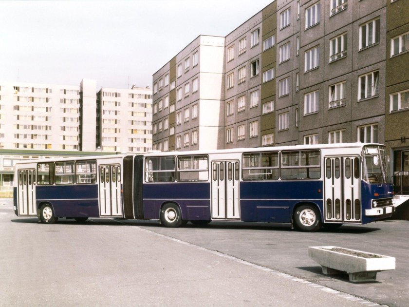Ikarus 282