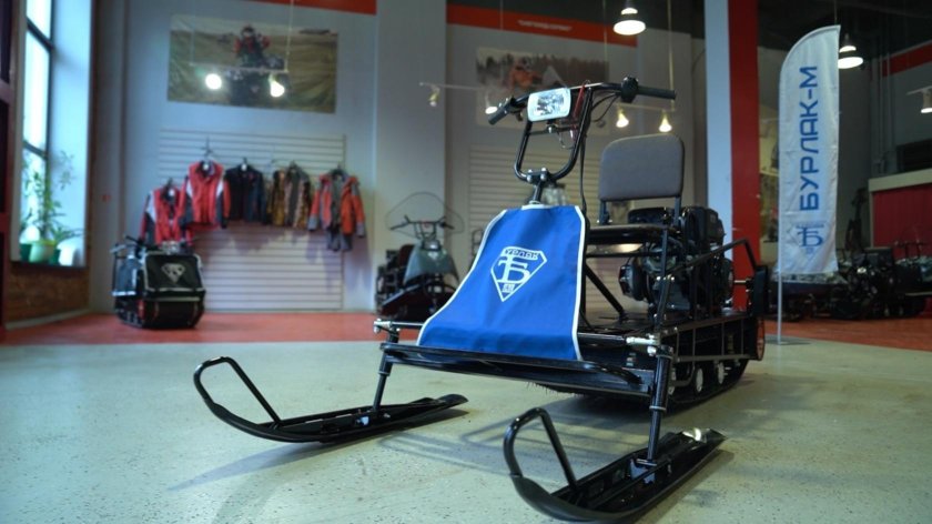 Мотобуксировщик Бурлак Опти-r 15 л.с. лыжный модуль