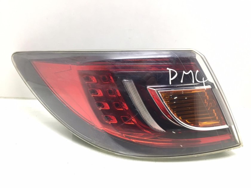 Фонарь задний правый Мазда 6 2014